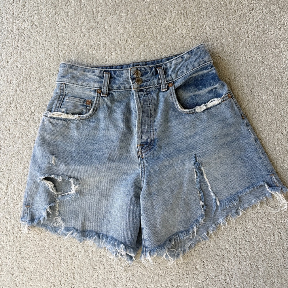 We The Free People CRVY Denim Shorts Womens 27 Blue Distressed Thrashed Button